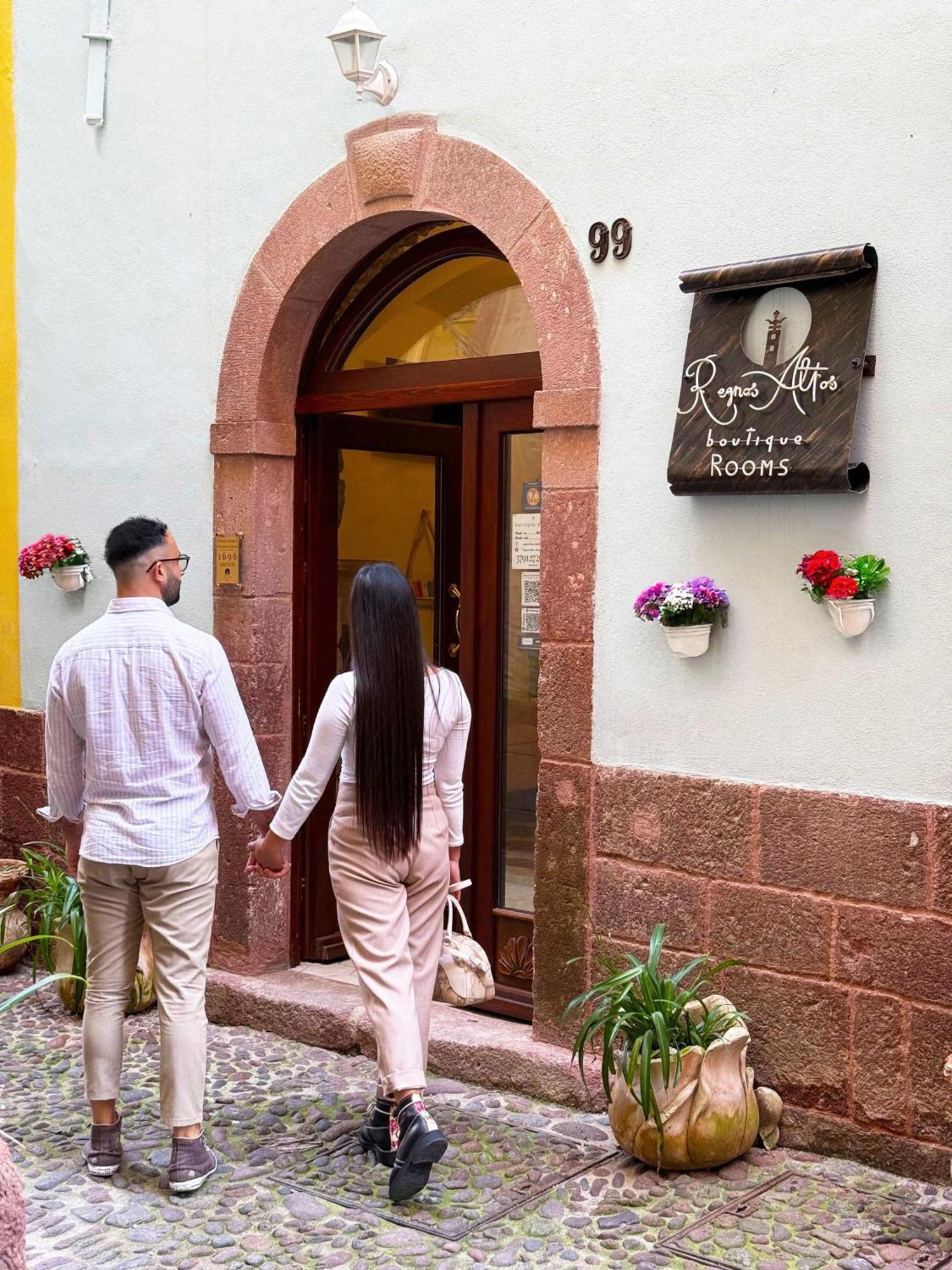 Regnos Altos Boutique Liebeshotel *